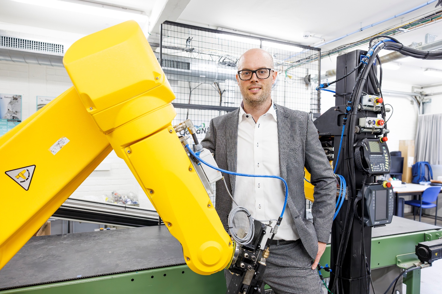 Portrait of Prof. Dr. Jef Peeters